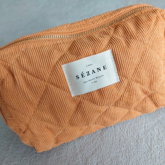 1 Sézane mustard yellow cosmetic makeup travel bag - Picture 1 of 4